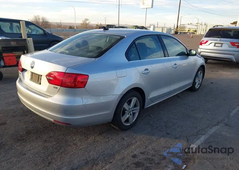 2013 Volkswagen Jetta 2.0L Tdi из США, поврежденный, VIN 3VWLL7AJ7DM292802